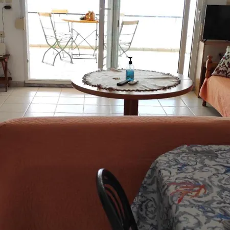 Lägenhet Seaside House Siviri