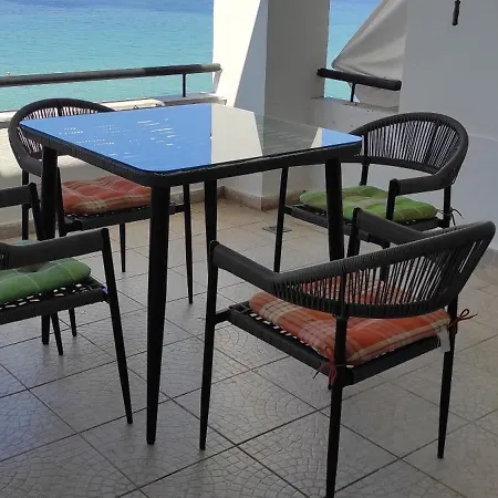 Seaside House Apartment