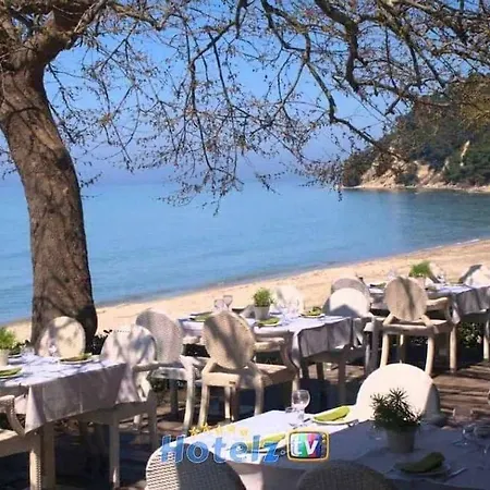Апартаменты Seaside House *