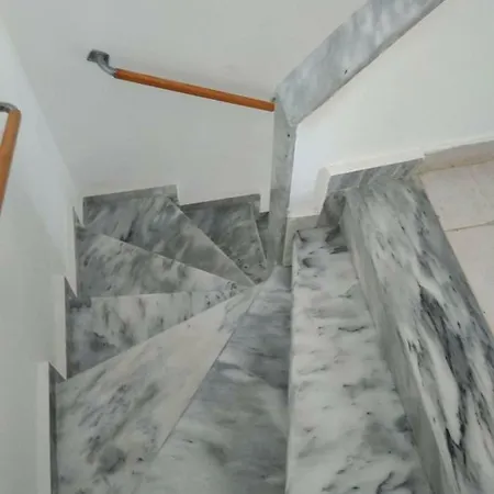 Апартаменты Seaside House *